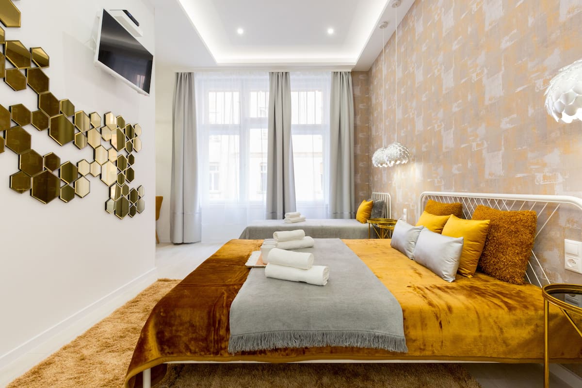 Superior-Apartment | Schallisolierte Zimmer, Bügeleisen/Bügelbrett, kostenloses WLAN