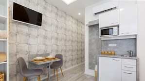 Studio Deluks | Dapur kecil pribadi