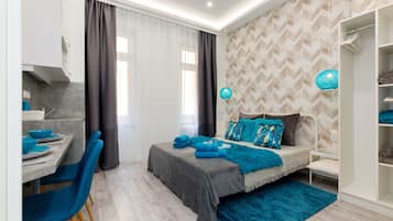 Deluxe Studio | Soundproofing, iron/ironing board, free WiFi
