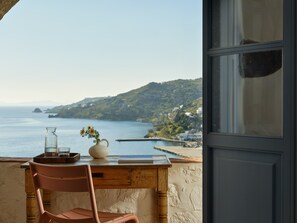 1 bedroom, premium bedding, minibar, in-room safe - Patmos Eye Boutique Hotel & Villas (Patmos)