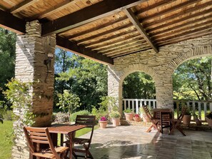 Garden - Echo D'eau Host & Coach (La Jaudonniere)