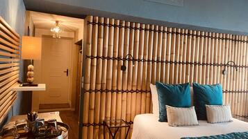 Superior Double or Twin Room, Ensuite, Pool View (bord de rivière) | Premium bedding, pillow-top beds, individually decorated