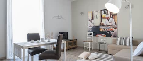 Apartment, 1 Bedroom | Living area
