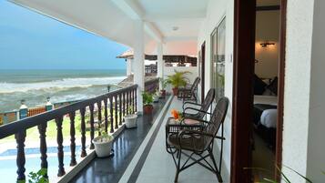 Senior Double Room | Balcony