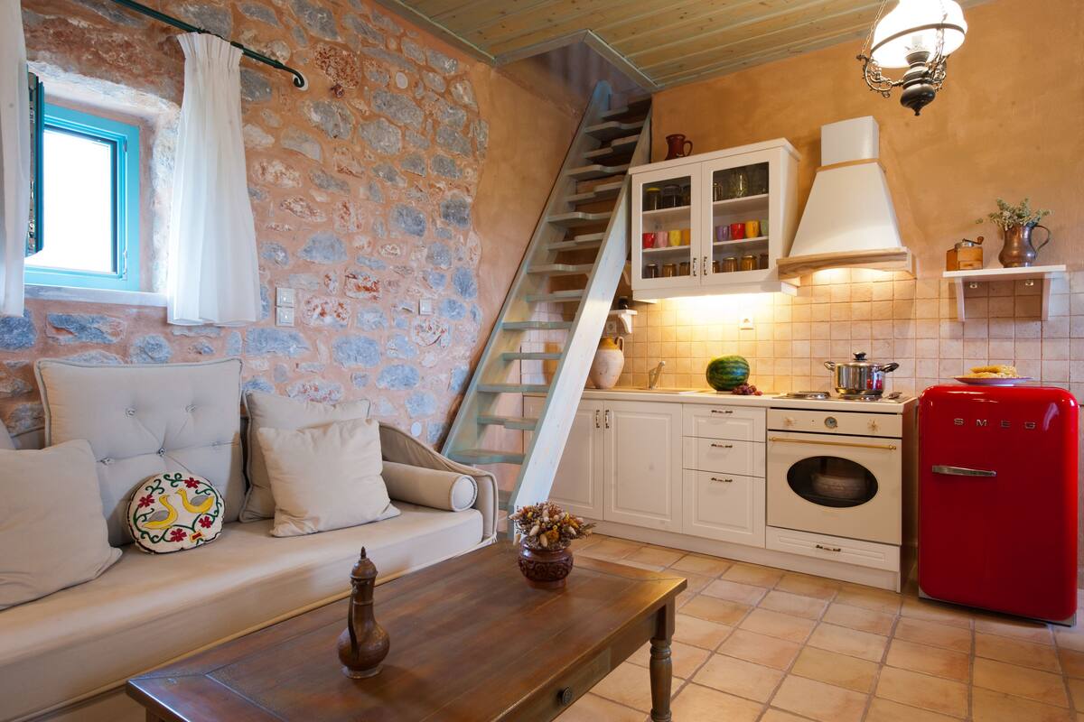 duplex, balcony, sea view | private kitchen | fridge, oven, stovetop, coffee/tea maker