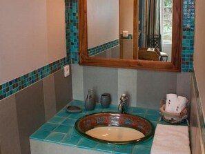 Comfort-Zweibettzimmer, mit Bad, Gartenblick (Tulum) | Badezimmer