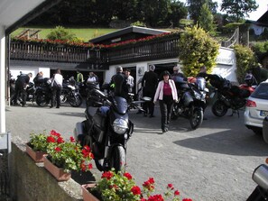 Courtyard - Sonneneck (Winterberg)