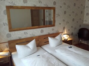 Standard Double Room | Room amenity