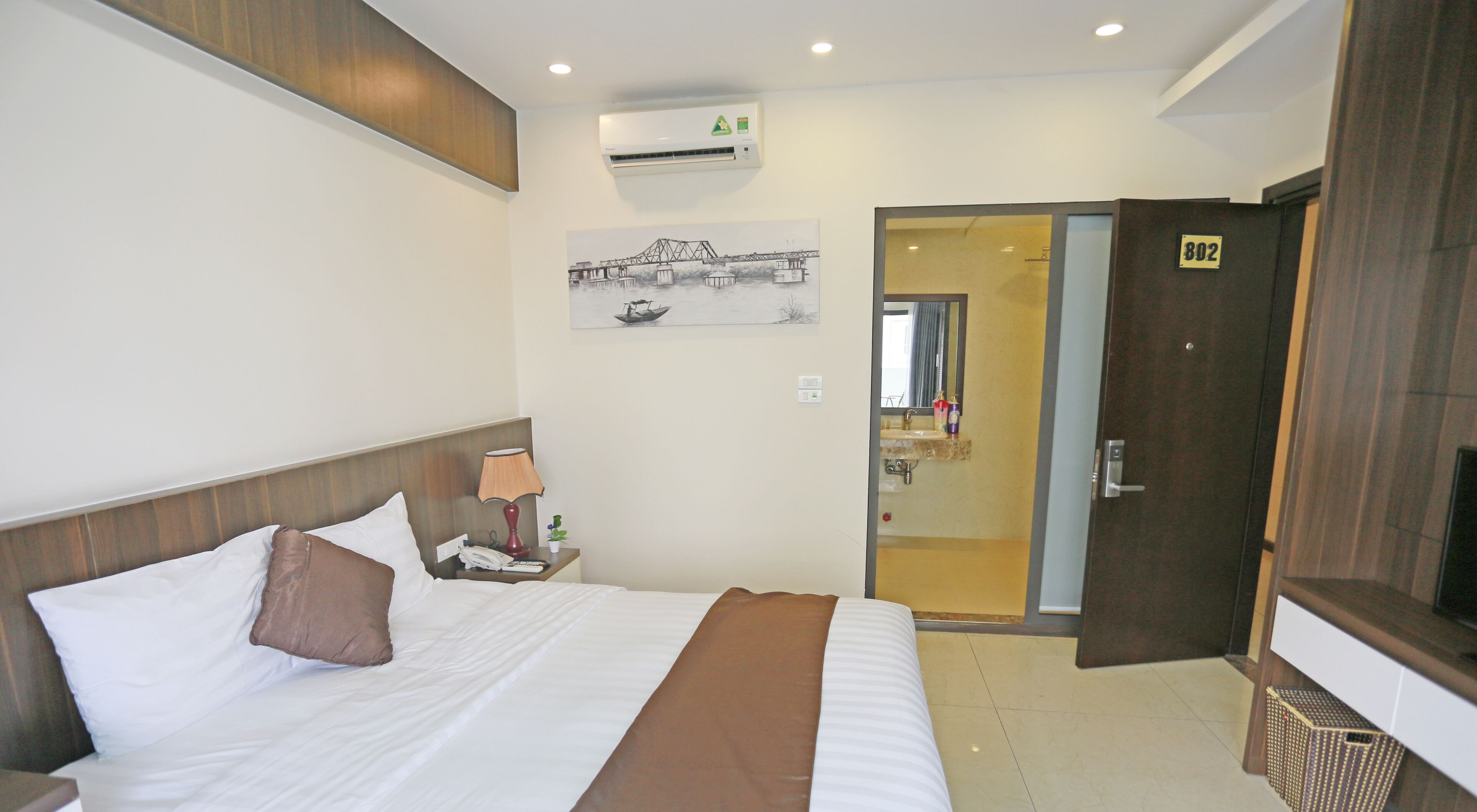 presidential studio | minibar, in-room safe, desk, blackout curtains