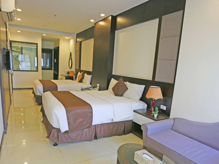 Minibar, in-room safe, desk, blackout curtains