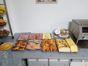 Desayuno buffet incluido todos los días