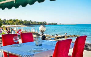 2 restaurants; breakfast, lunch, and dinner served - Side Altinkum Bungalow Hotel (Manavgat)