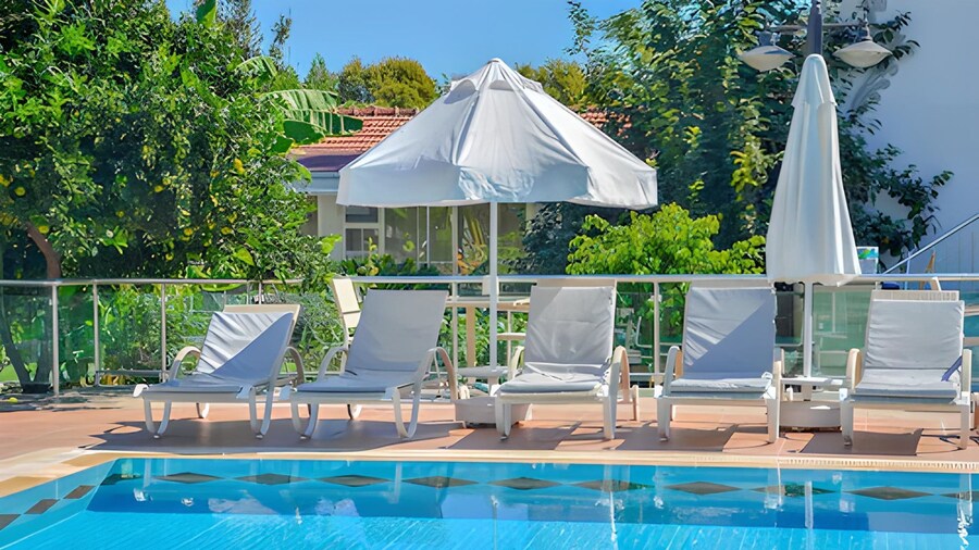 Clover Magic Altinkum Park Hotel