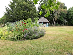 Property grounds - Stoneleigh Barn B&B (Sherborne)