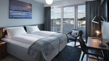 1 Schlafzimmer, hochwertige Bettwaren, Pillowtop-Betten, Schreibtisch