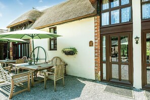 Cottage, 3 Bedrooms (Barley Store) | Balcony