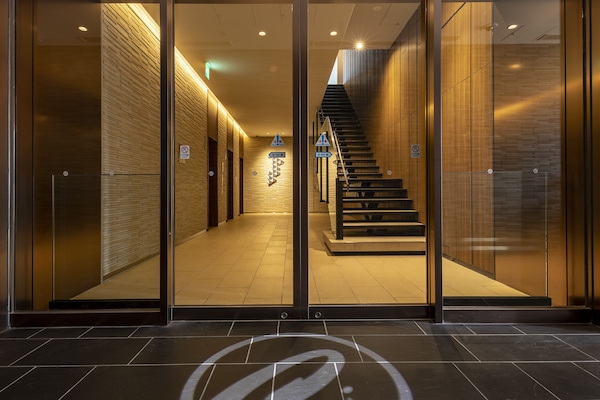 Pintu masuk hartanah