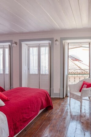 Cunas, camas extra y wifi gratis