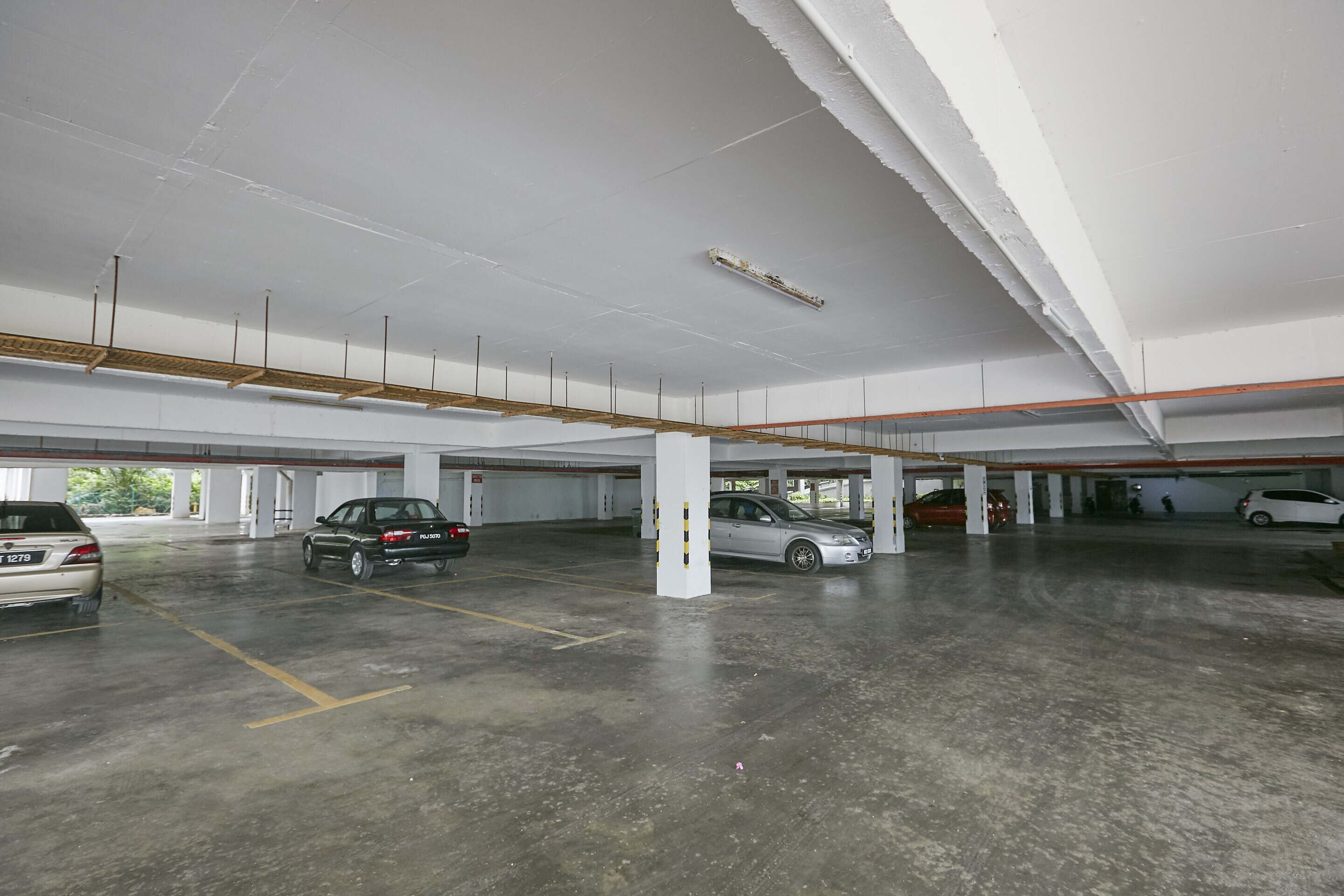Free self parking