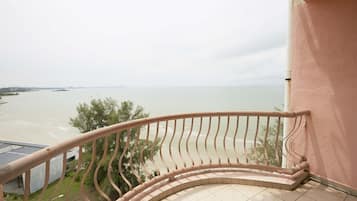 Apartamento básico, 1 quarto | Sacada