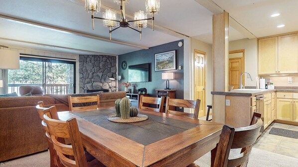 Condo, 1 Bedroom | Interior