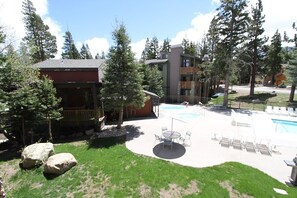 Condo, 1 Bedroom | Property grounds