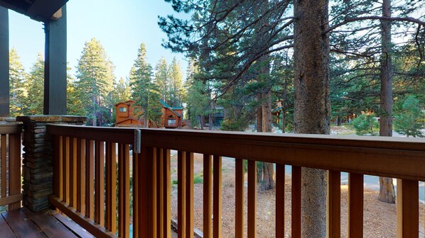 Condo, 1 habitación | Balcón