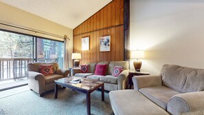 Condo, 1 Bedroom | Living area | Smart TV