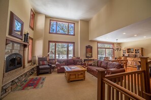 Townhome, 4 Bedrooms | Living room