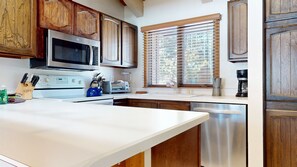 Condo, 1 Bedroom | Private kitchen | Fridge, microwave, dishwasher, coffee/tea maker - Wildflower #6 2 Bedroom Condo (Mammoth Lakes)
