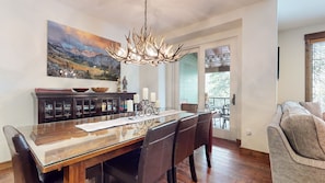 Townhome, 4 Bedrooms | Interior