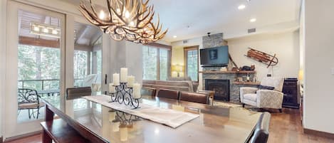 Townhome, 4 Bedrooms | Private kitchen | Fridge, microwave, dishwasher, coffee/tea maker