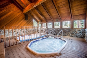 Condo, 2 Bedrooms | Spa | Hot tub