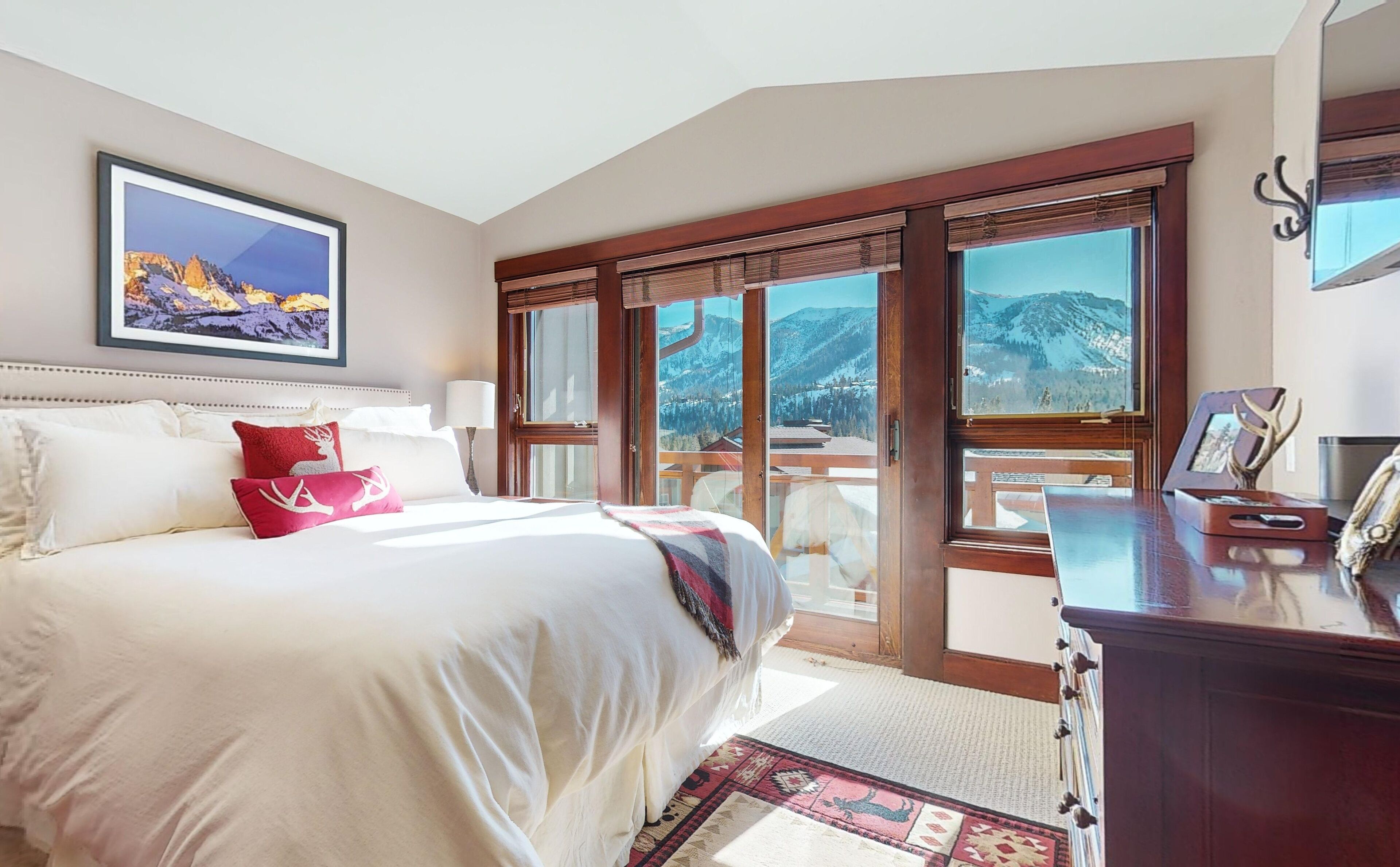 Townhome, 3 Bedrooms | 3 bedrooms, free WiFi, bed sheets