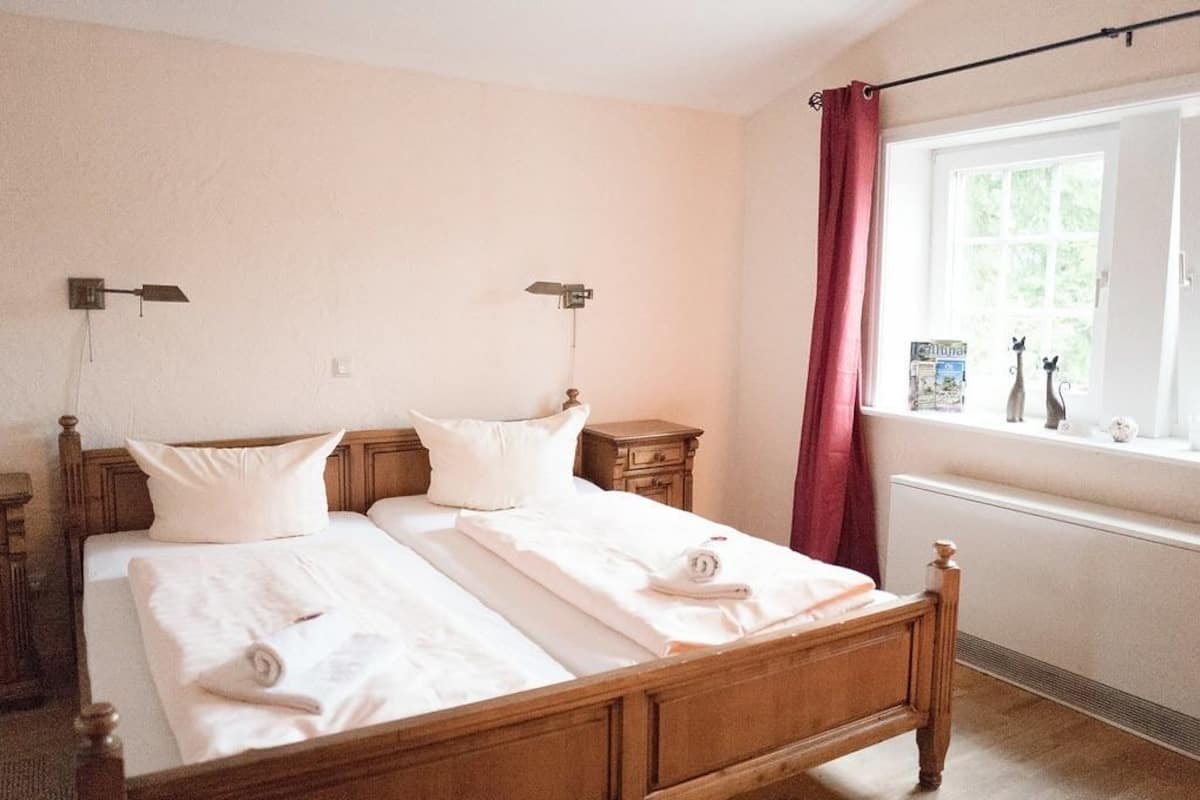 In-room safe, free cots/infant beds, rollaway beds, free WiFi