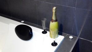 Suite (Jacuzzi) | Servicio de la habitación