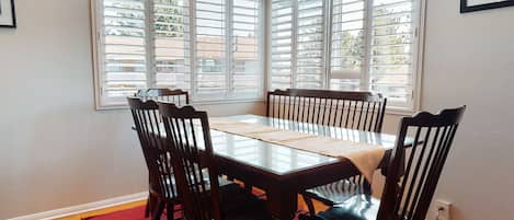 Condo, 3 Bedrooms | Private kitchen | Fridge, microwave, oven, dishwasher