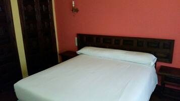 Desk, free WiFi, bed sheets