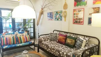 Standard Villa, 4 Bedrooms | Living area