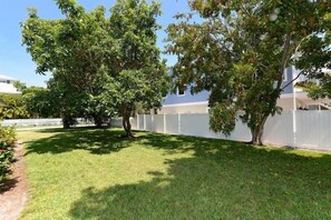 House, 3 Bedrooms | Property grounds