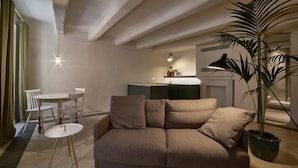 Flat-screen TV - Saint Paul (Valletta)