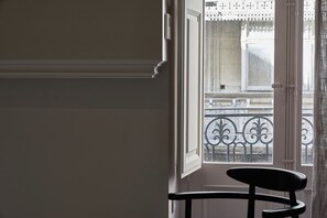 Deluxe Apartment | Living area | Flat-screen TV - Saint Paul (Valletta)