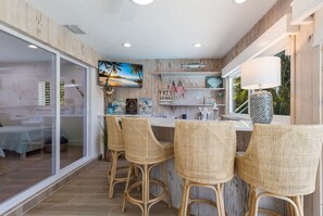 Dining - Gladiolus On The Water 3 Bedroom Home by RedAwning (Anna Maria)