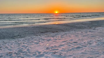 Villa, 2 Bedrooms | Beach | Beach nearby