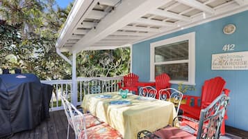 Villa, 2 Bedrooms | BBQ/picnic area