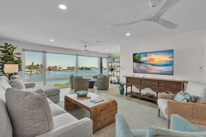 Living area - Westbay Point Moorings 274 3 Bedroom Condo by RedAwning (Holmes Beach)