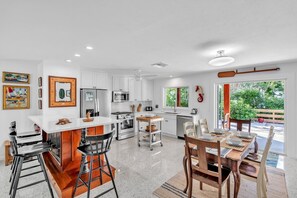 Hus - 3 sovrum | Eget kök | Kylskåp och mikrovågsugn