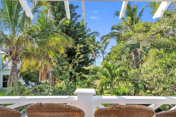 House, 3 Bedrooms | Property grounds