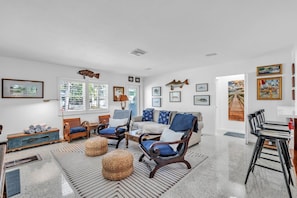Living area - The Lady Fish 3 Bedroom Home by RedAwning (Anna Maria)