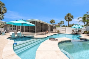 House, 3 Bedrooms | Pool - Coral Beach 3 Bedroom Home by RedAwning (Holmes Beach)